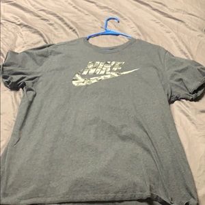 Nike tee shirt